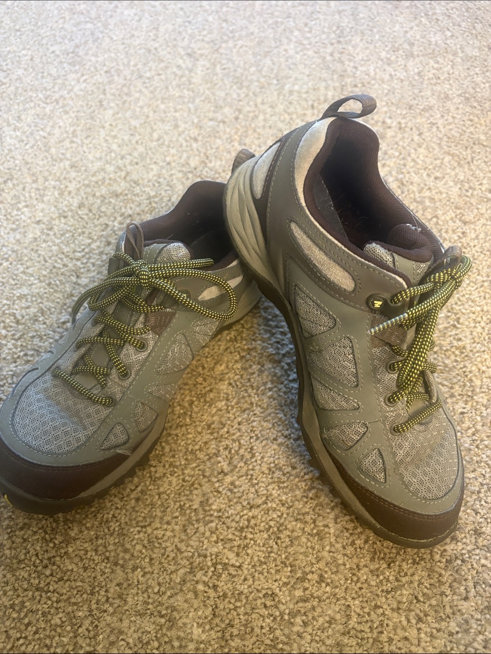 Women’s Trail Walking Shoes in Olive Green